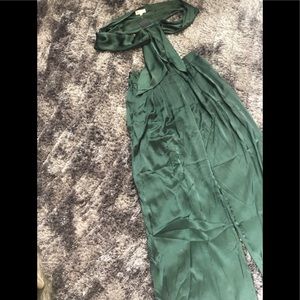 Two piece emerald green pant set.